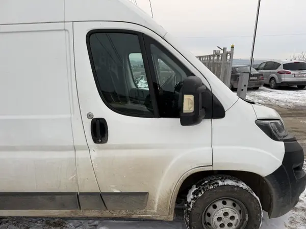 Portiera usa fata dreapta culoare alba Peugeot Boxer (2014->)
