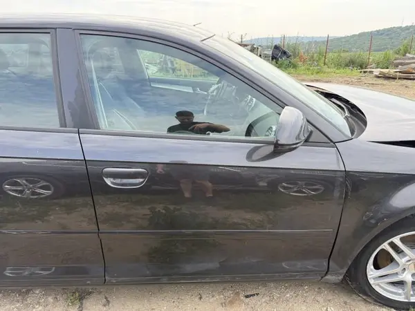 Portiera usa fata dreapta culoare gri - lz7l Audi A3 facelift (2008-2013) [8P1]