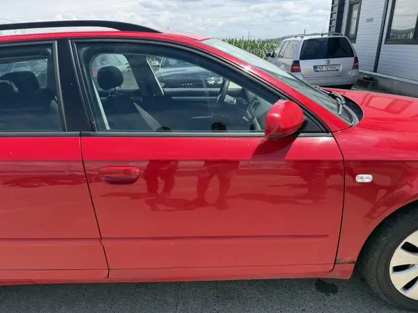 Portiera usa fata dreapta culoare rosu - ly3j Audi A4 (2004-2008) [8EC, B7]