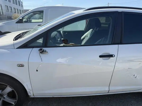Portiera usa fata stanga culoare alba - lb9a Seat Ibiza 4 (2008-2012) [6J]