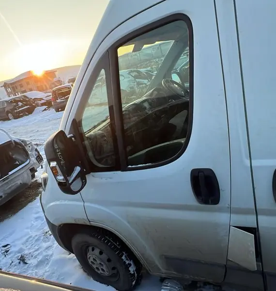 Portiera usa fata stanga culoare alba Peugeot Boxer (2014->)