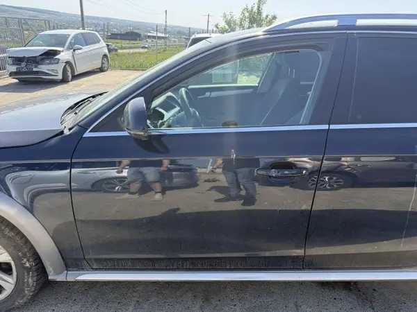 Portiera usa fata stanga culoare albastru - lz5a Audi A4 (2007-2011) [8K2, B8]