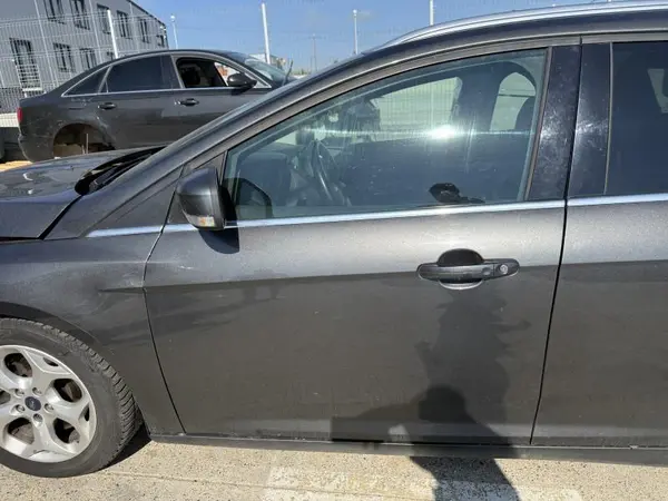 Portiera usa fata stanga culoare gri - magnetic Ford Focus 3 (2011-2015)