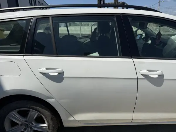 Portiera usa spate dreapta culoare alba - lc9a Volkswagen Golf 7 (2012-2017)