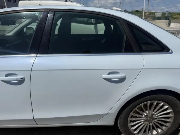 Portiera usa spate stanga culoare alba Audi A4 (2007-2011) [8K2, B8]