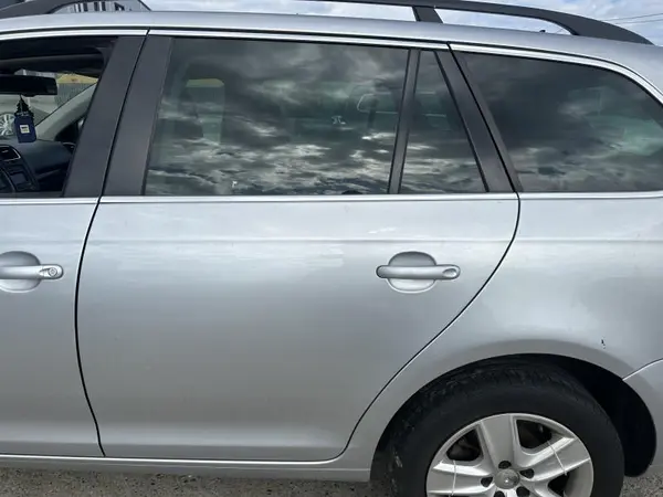 Portiera usa spate stanga culoare gri - la7w Volkswagen Golf 6 (2008-2013)