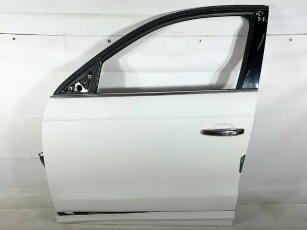 Portiera usa stanga fata (cu defect) culoare alb - lb9a Audi Q3 facelift (2014-2018)