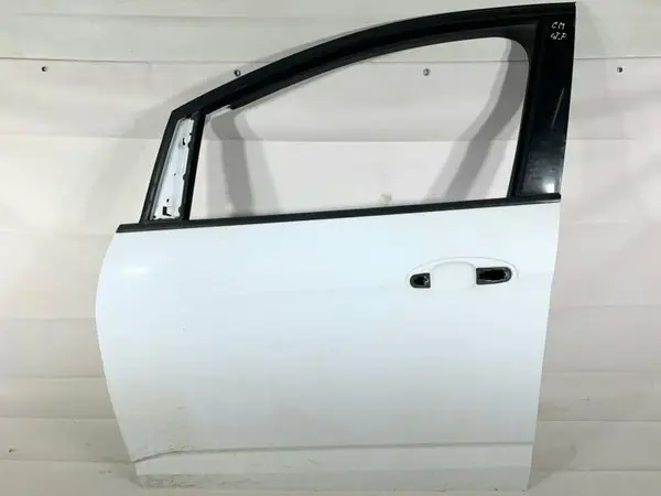 Portiera usa stanga fata culoare alba Ford Focus C-Max (2010-2019)