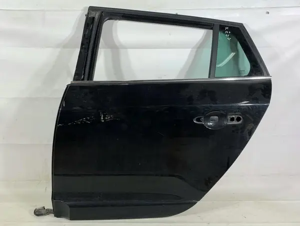 Portiera usa stanga spate culoare neagra Renault Megane 3 (2008-2012)
