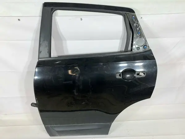 Portiera usa stanga spate culoare neagra - z11 Nissan Qashqai (2007-2010) [J10]