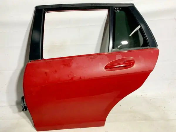 Portiera usa stanga spate culoare rosie - 590 Mercedes C-class facelift (2011-2015) [w204]