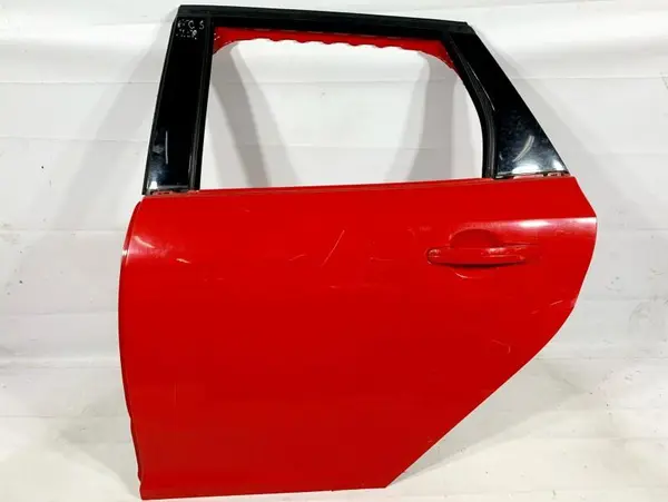 Portiera usa stanga spate culoare rosie Ford Focus 3 (2011-2015)
