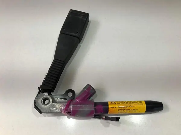 Pretensioner centura de siguranta dreapta fata 3065664 BMW X5 (2007-2013) [E70]