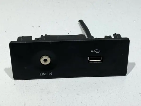 Priza usb / aux Ford Focus 3 (2011-2015)