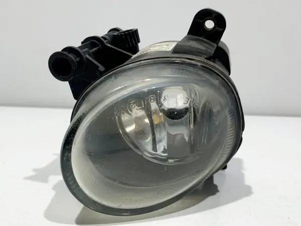 Proiector ceata dreapta 8T0941700 Audi A5 (2007-2011) [8T3]