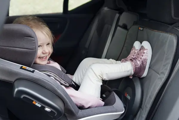 Protectie bancheta pentru scaun auto copii