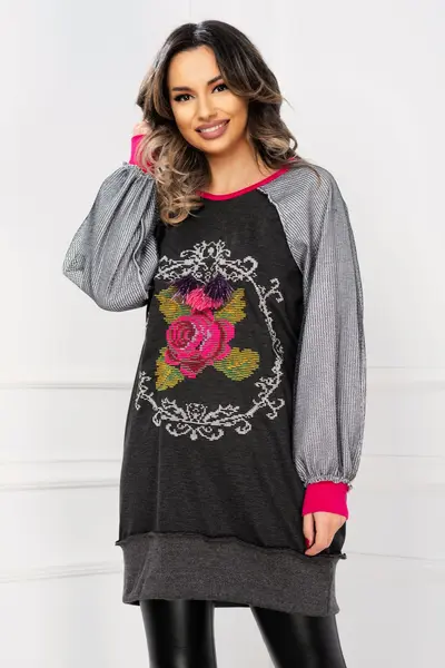 Pulover cu broderie traditionala si plasa argintie pe maneci