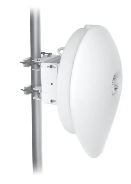 Punte de acces Ubiquiti AirFiber 60 XG, 60 GHz, suport SFP+, raza 4 km, 10 Gigabit