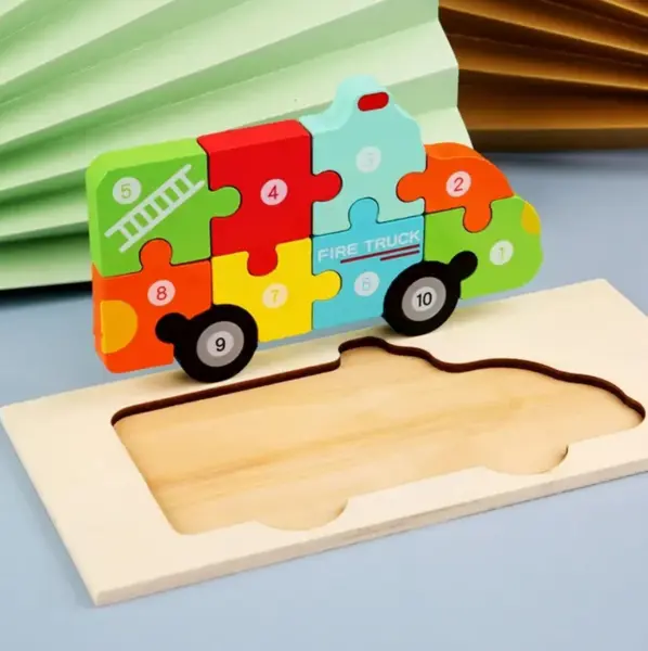Puzzle din lemn - Masina de pompieri - 10 piese | 838 Toys Factory