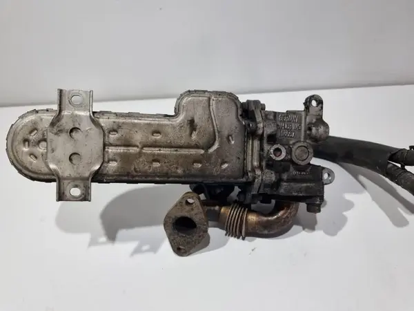 Racitor gaze 03G131513J Volkswagen Passat B6 3C (2005-2010) 2.0 tdi CFFB