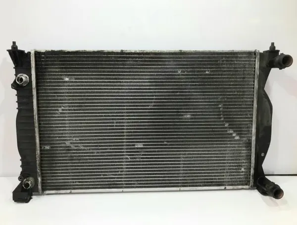 Radiator apa Audi A4 (2004-2008) [8EC, B7] 2.0 tdi