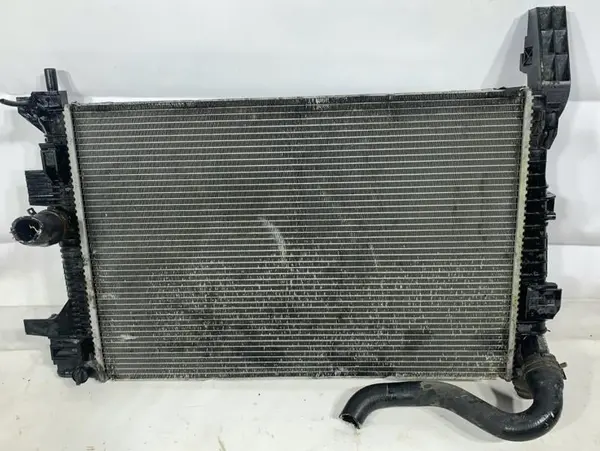 Radiator apa BV61-8C342-BC Ford Focus 3 (2011-2015) 1.6 tdci T1DB 115 cp