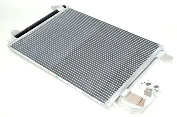 Radiator clima AC cu uscator AUDI A3, TT; SEAT ALTEA, ALTEA XL, LEON, TOLEDO III; SKODA OCTAVIA II, SUPERB II, YETI; VW CADDY ALLTRACK, CADDY III, CADDY IV, EOS, GOLF PLUS 1.0-3.6 dupa 2003