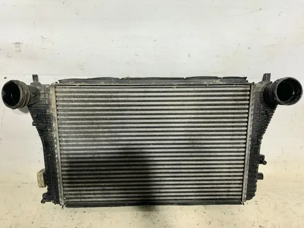 Radiator intercooler 1K0145803A Skoda Octavia 2 (2004-2008) 2.0 tfsi BWA