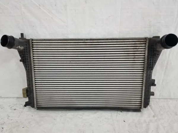 Radiator intercooler 1K0145803AJ Volkswagen Jetta 6 (2010-2014) 1.6 tdi CAYC