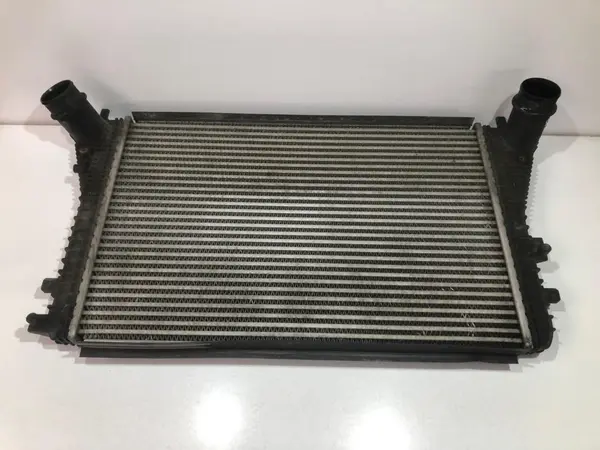 Radiator intercooler 1k0145803t Volkswagen Touran facelift (2010-2015) [1t3] 2.0 tdi CBD, CBDC