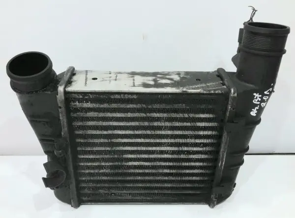 Radiator intercooler 8E0145805AA Volkswagen Touran (2003-2006) 1.8 benzina CDHB