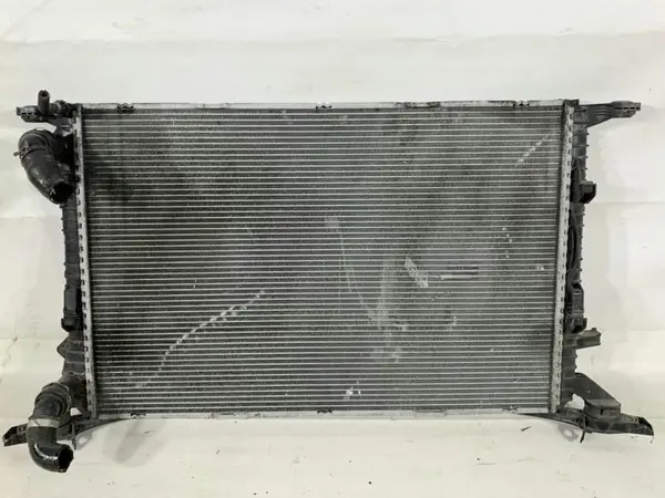 Radiator racire apa 8K0121251L Audi Q3 (2011-2017) [8U] 2.0 tfsi; 2.0 tdi CAHA