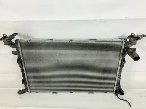 Radiator racire apa 8K0121251L Audi Q5 (2008-2012) [8R] 2.0 tfsi; 2.0 tdi CAHA