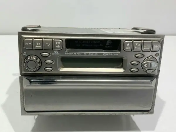 Radio cd 28113-8H300 Nissan X-Trail (2001-2007)