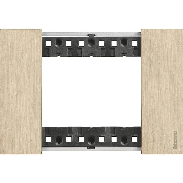 Rama ornament 3 module Bticino Living Now KA4803ZW, auriu