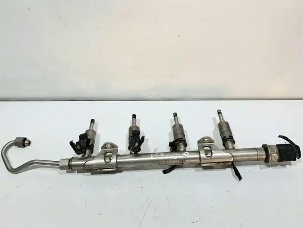 Rampa injectie 04E133320D Audi A3 (2012-2019) [8V1] 1.2 tsi; 1.4 tsi CYVB; CZD