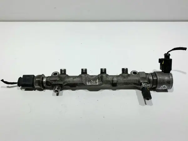Rampa injectie 04L130764C Skoda Octavia 3 (2013-2017 ) 2.0 tdi CUVC; CUWA; CRLB; DEUA