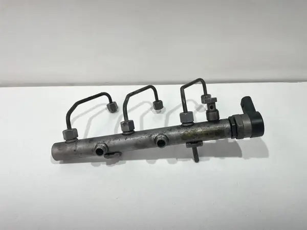 Rampa injectie 059130090AG Audi A8 (2002-2009) [4E] D3 3.0 tdi