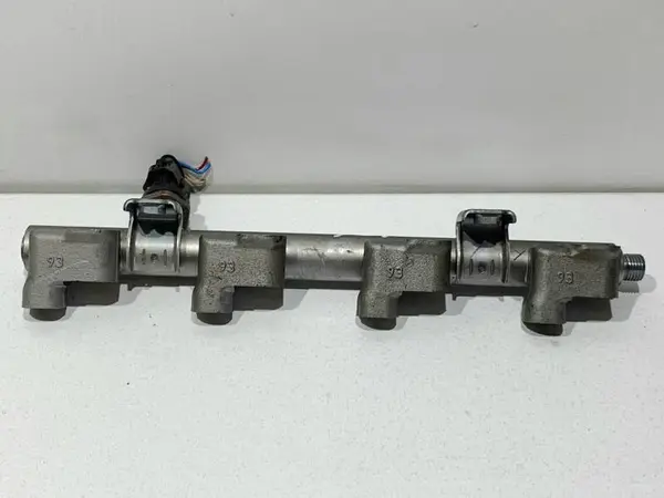 Rampa injectie 15700-53S00 Suzuki Vitara 4 facelift 2 (2024->) 1.4 hybrid K14D