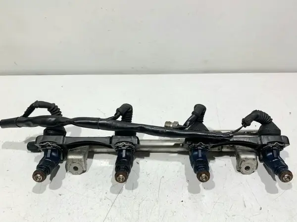 Rampa injectoare 06B133317AF Audi A4 (2001-2004) [8E2, B6] 1.8 tfsi; 2.0 tfsi BFB