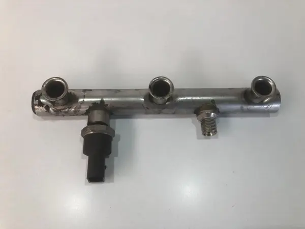 Rampa injectoare 06e130089 Audi A4 (2004-2008) [8EC, B7] 3.2 benzina