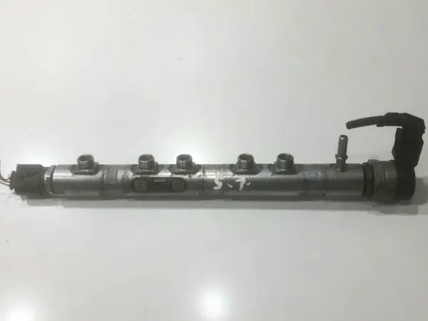 Rampa injectoare 7809127 BMW Seria 3 (2005-2012) [E90] 2.0d n47d20a