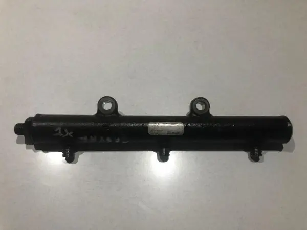 Rampa injectoare stanga 4R8Q-9D280-AC Land Rover Range Rover Sport (2005-2011) 2.7 tdv6 2.7 AJ TDV6