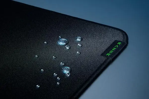 Razer Mousepad Strider Hybrid - Large Razer Mousepad Strider Hybrid - Large