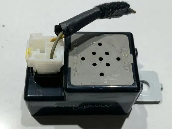 Releu / buzzer senzori parcare 95710-2E000 Kia Ceed 2 (2012-2018)