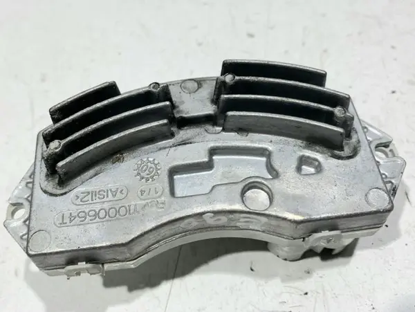 Releu ventilator bord T1015486A BMW Seria 3 (2005-2012) [E90] 2.0d; 2.0d N47D20C 184 cp