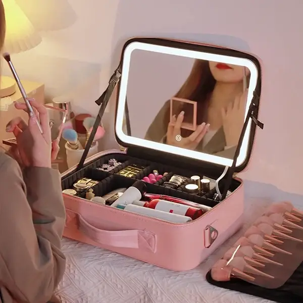 RESIGILAT - Geanta Cosmetica Pentru Make-up cu Oglinda LED cu Touch, 26x23x11 cm