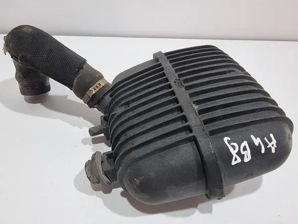 Rezervor vacuum Audi A5 (2007-2011) [8T3] 2.0 tdi CAHA