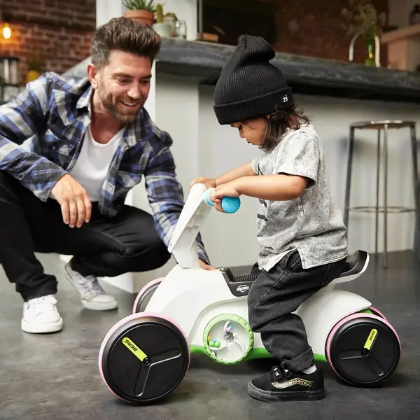 Ride-On Kart pentru copii fara pedale Berg Go T Multicolor recomandat copiilor cu varsta intre 10-30 luni