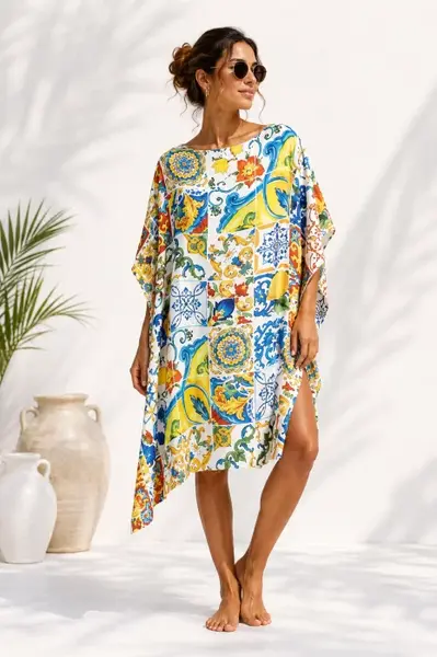 Rochie de plaja tip poncho din matase cu imprimeu model marocan cu lamai in culori vibrante